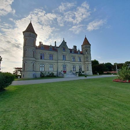 Chateau Moncassin Leyritz-Moncassin Екстериор снимка